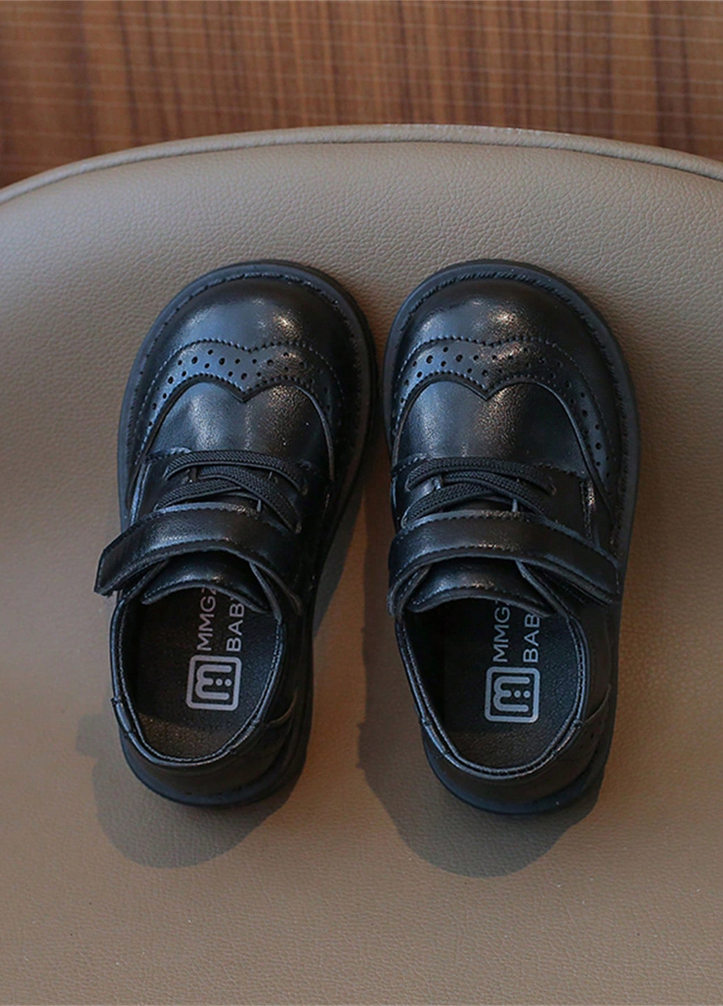 Черные туфли на липучке SHEIN