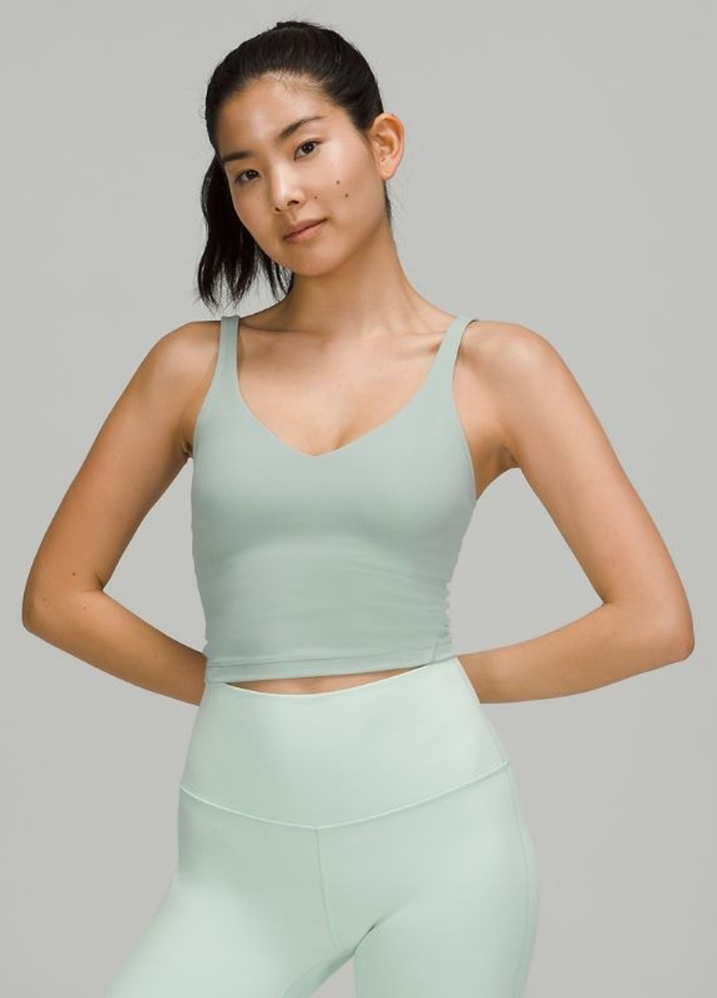 Топ Lululemon Athletica (348077212)