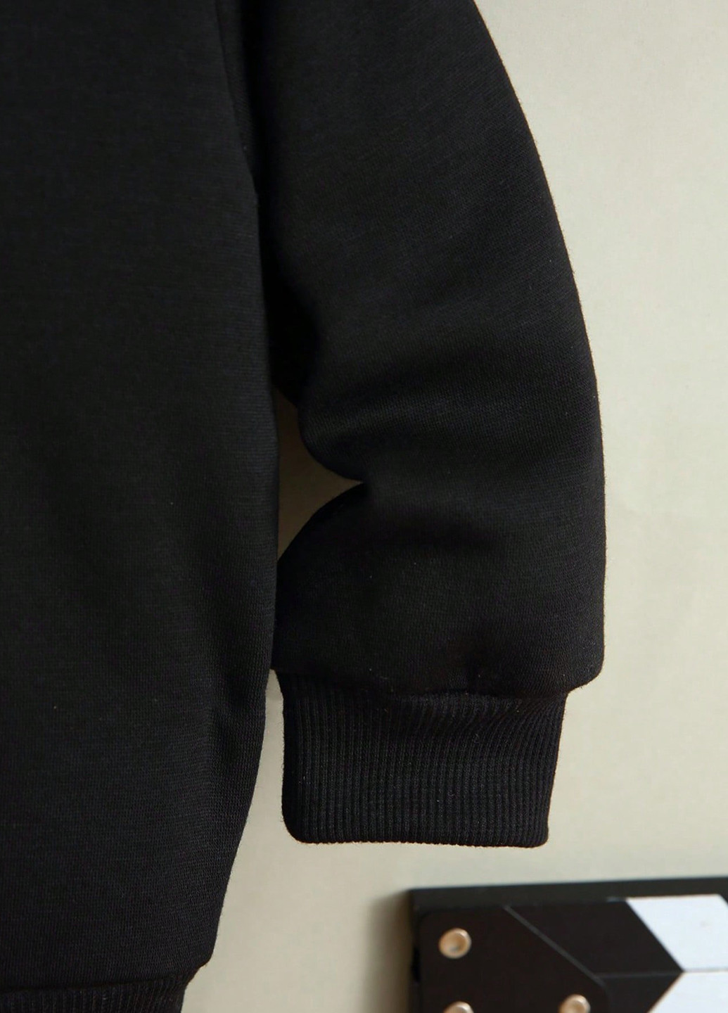 Чорний демісезонний джемпер джемпер SHEIN