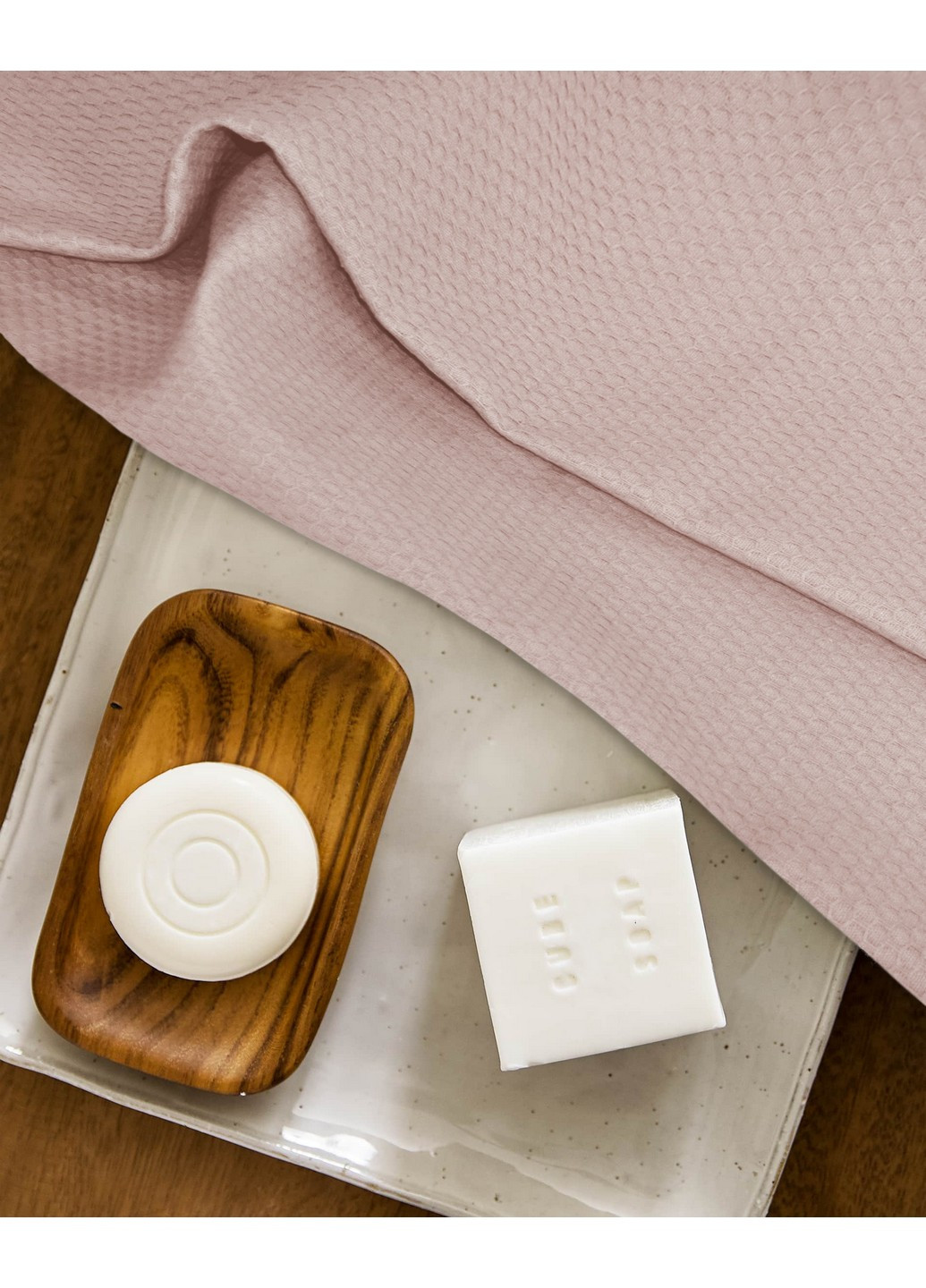 Набор полотенец WAFFLE ROSE / CUBE COFFE (75х95 см - 1 шт и 75х130 см - 1 шт) Cosas однотонный розовый