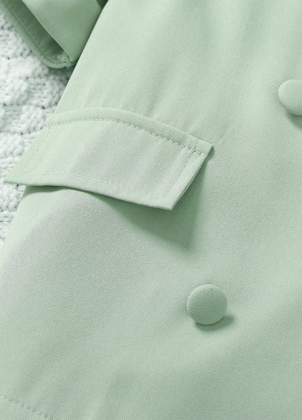 Світло-зелений літній костюм (піджак, шорти) з шортами SHEIN