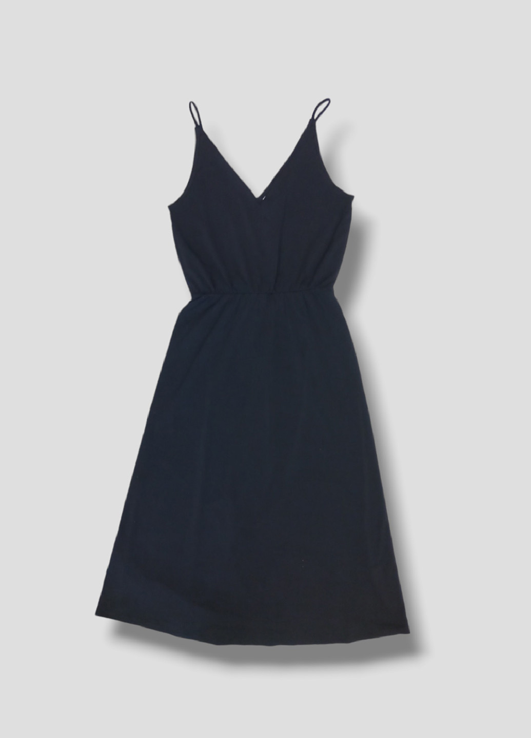 Черное кэжуал платье колокол, с открытыми плечами H&M однотонное