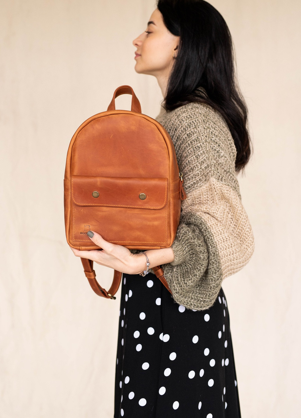 Стильний жіночий міні-рюкзак ручної роботи коньячного кольору з натуральної шкіри з легким матовим ефектом Boorbon (253702454)