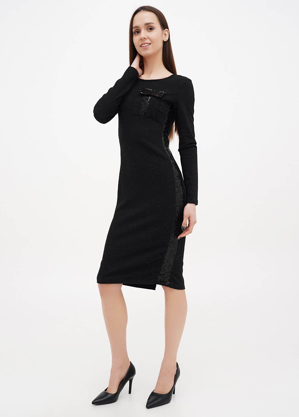 Чорна вечірня сукня силуетна Sassofono однотонна