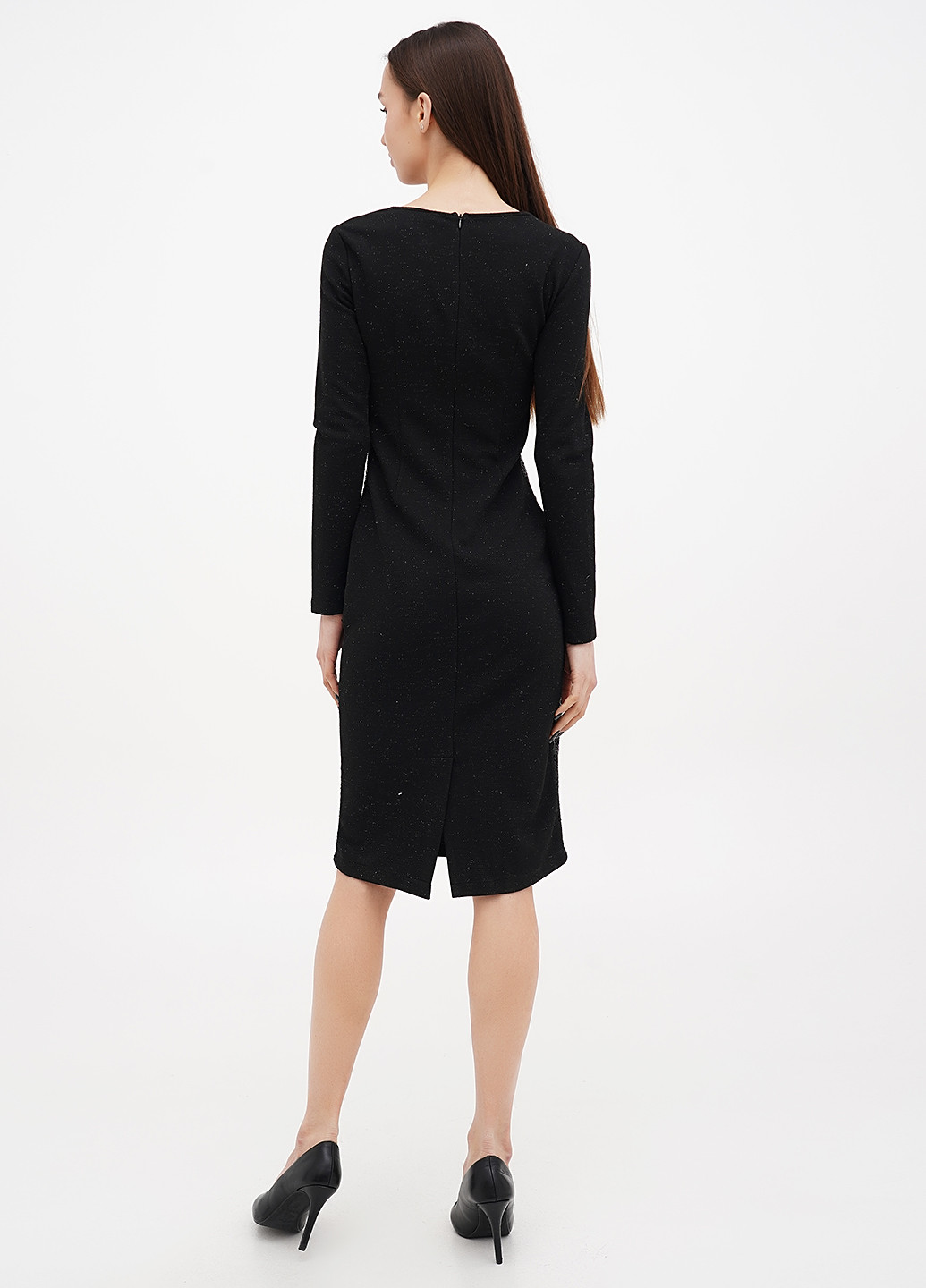 Чорна вечірня сукня силуетна Sassofono однотонна