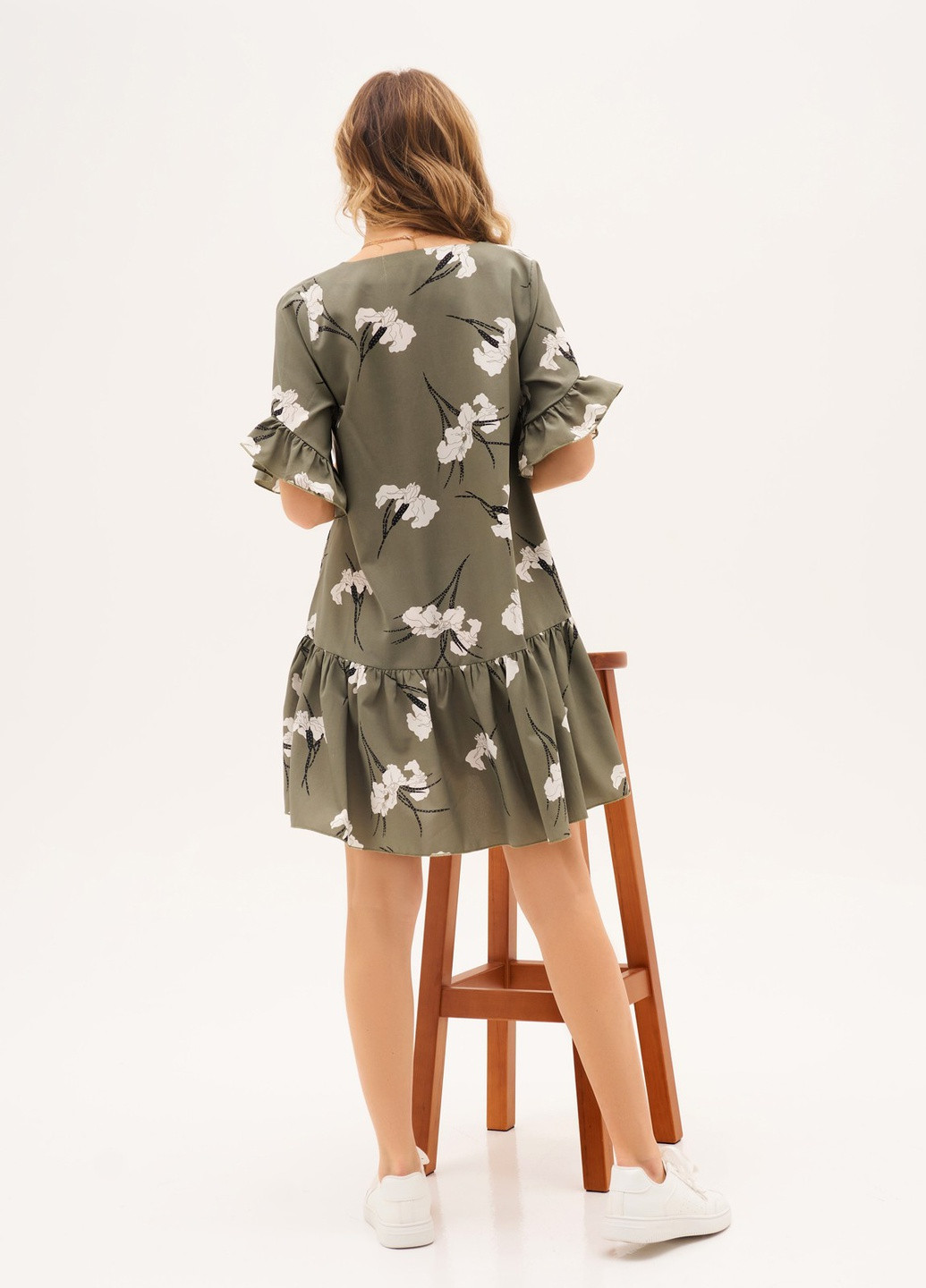 Оливковое (хаки) повседневный платье оверсайз ISSA PLUS с цветочным принтом