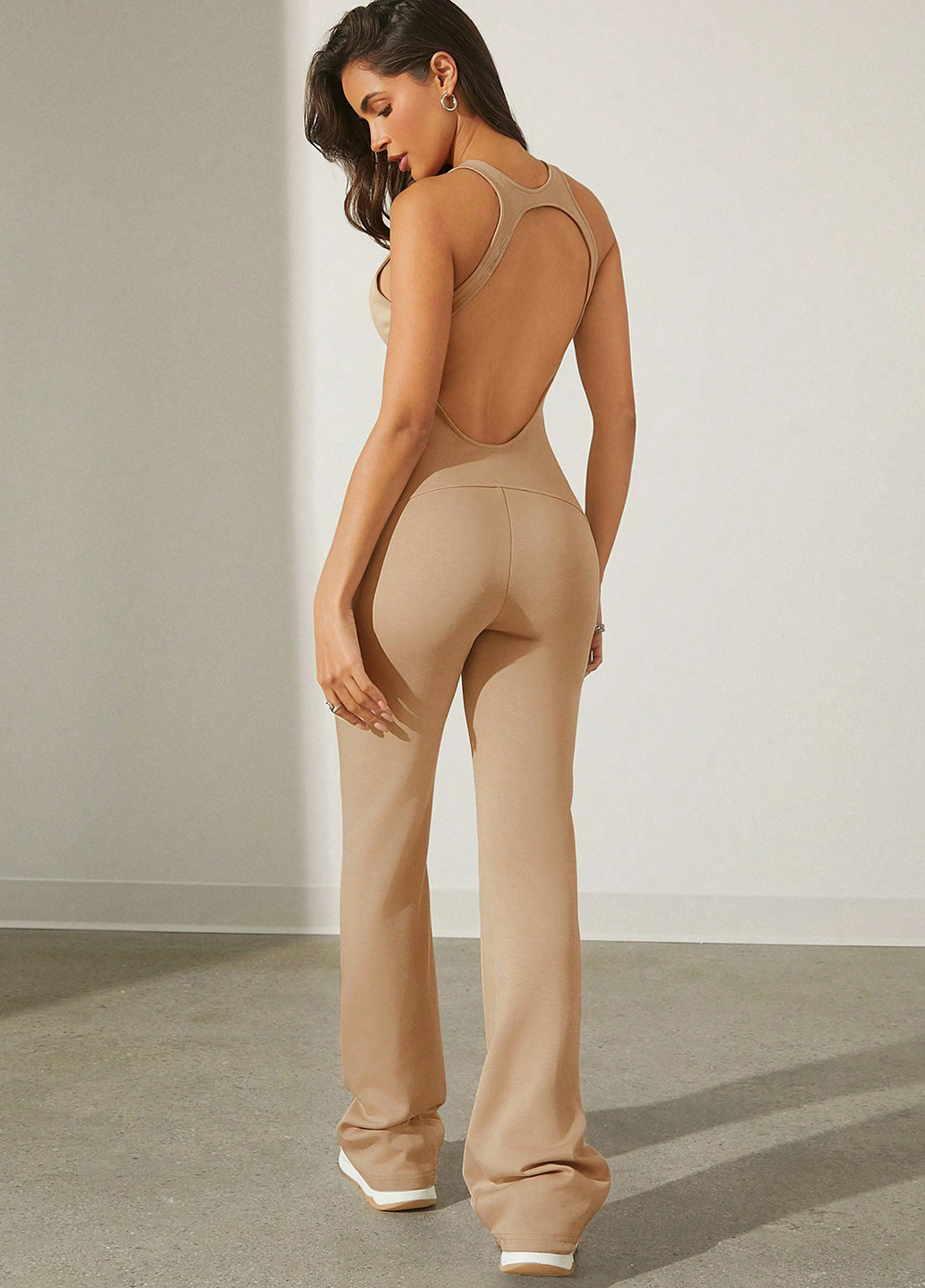 Комбінезон SHEIN комбінезон-брюки однотонний бежевий спортивний, кежуал віскоза, трикотаж