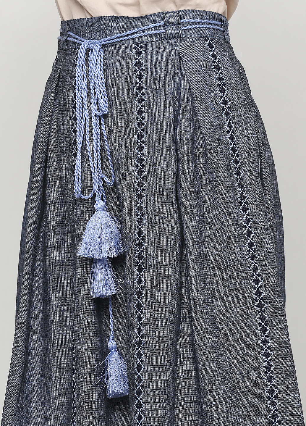 Серо-голубая кэжуал с орнаментом юбка Lugin клешированная