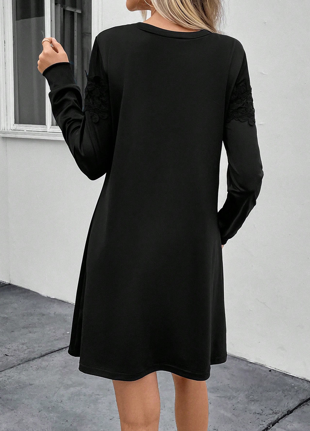 Черное кэжуал платье а-силуэт SHEIN однотонное