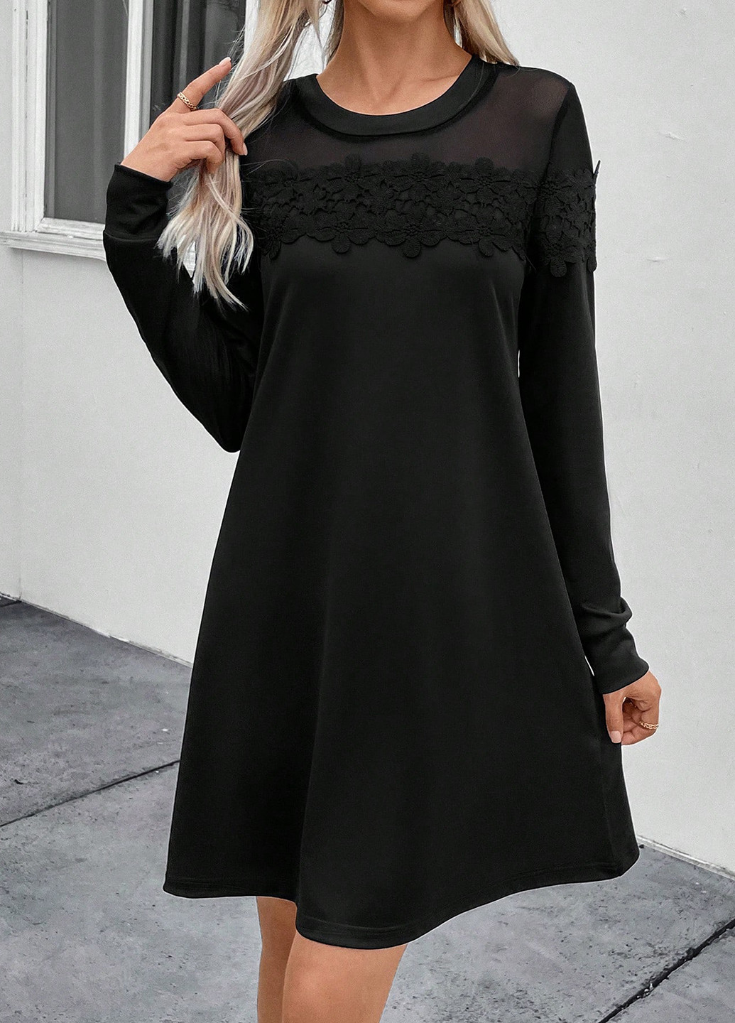 Черное кэжуал платье а-силуэт SHEIN однотонное