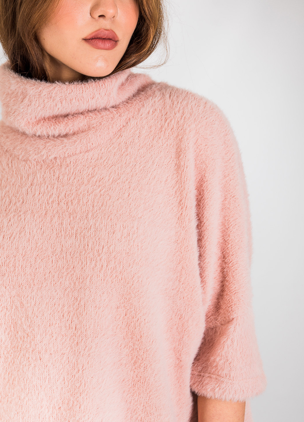 Розовый демисезонный свитер Bebe Plus