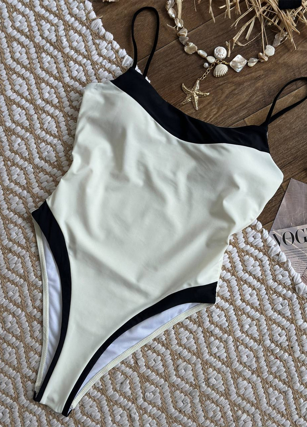 Молочний літній цільний купальник жіночий суцільний NOVA VEGA