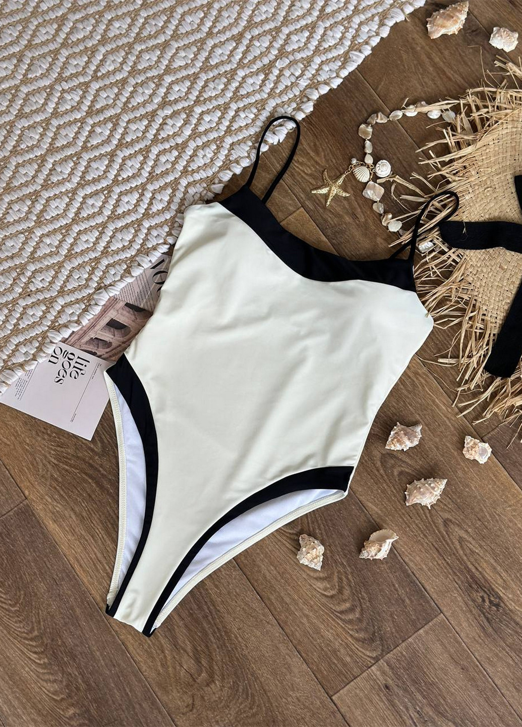 Молочний літній цільний купальник жіночий суцільний NOVA VEGA