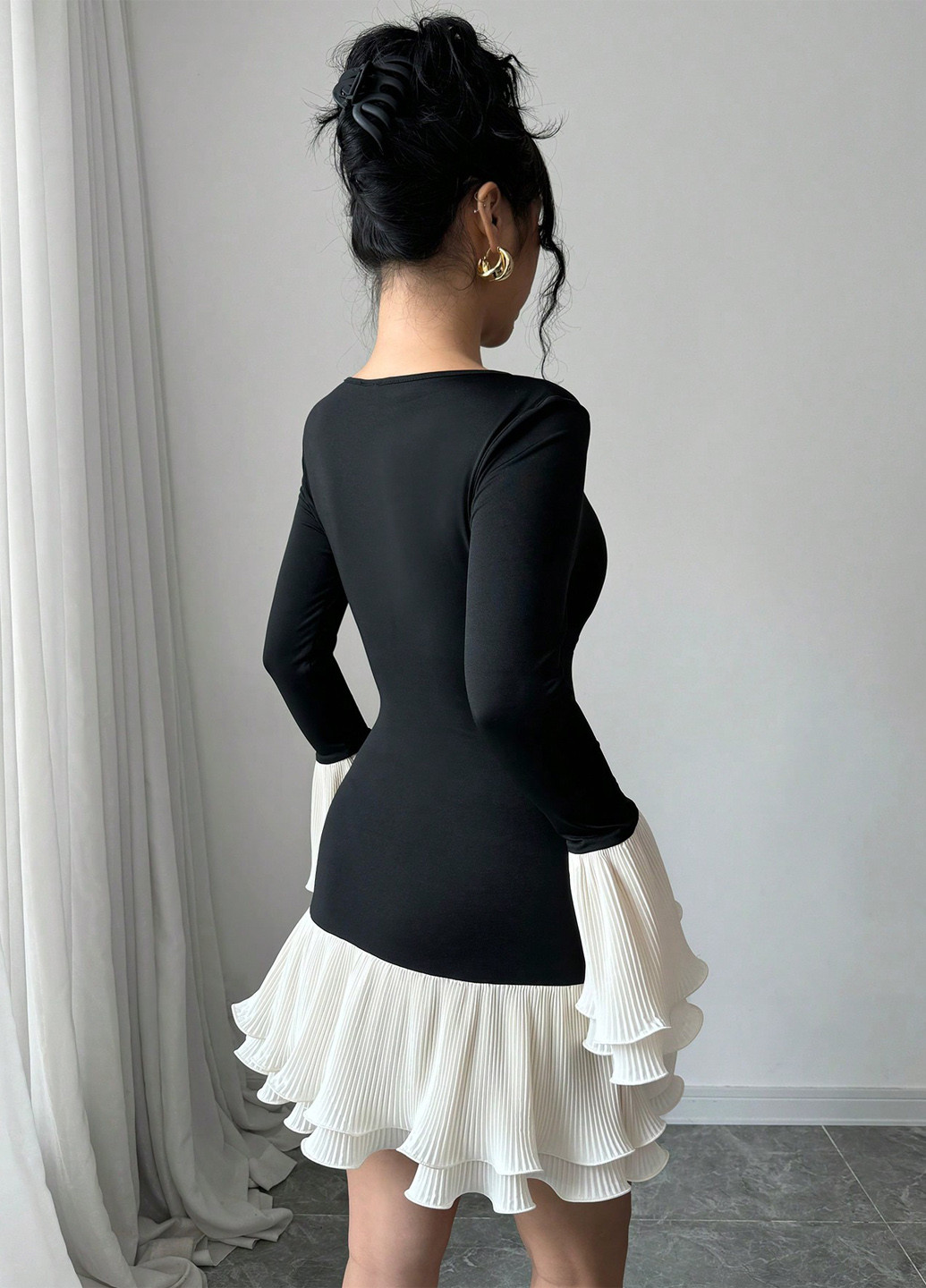 Черно-белое кэжуал платье футляр SHEIN колор блок