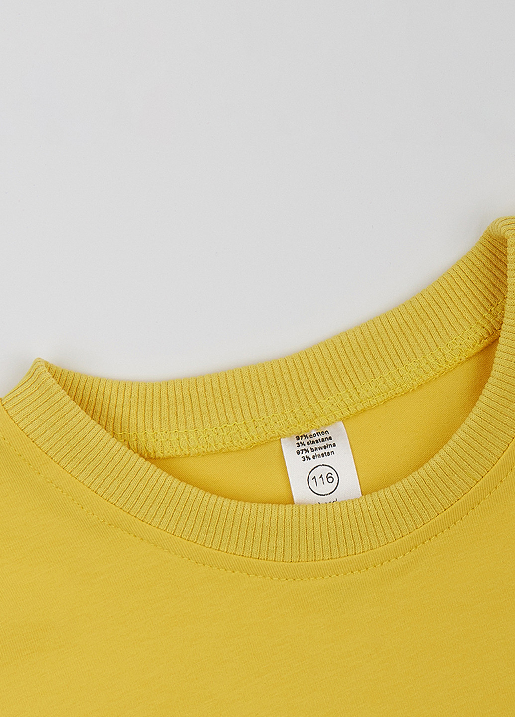 Желтая летняя футболка Garnamama