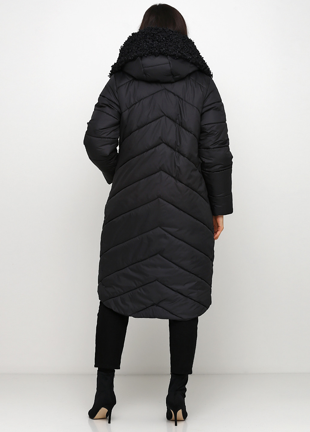 Черная зимняя куртка Aranda