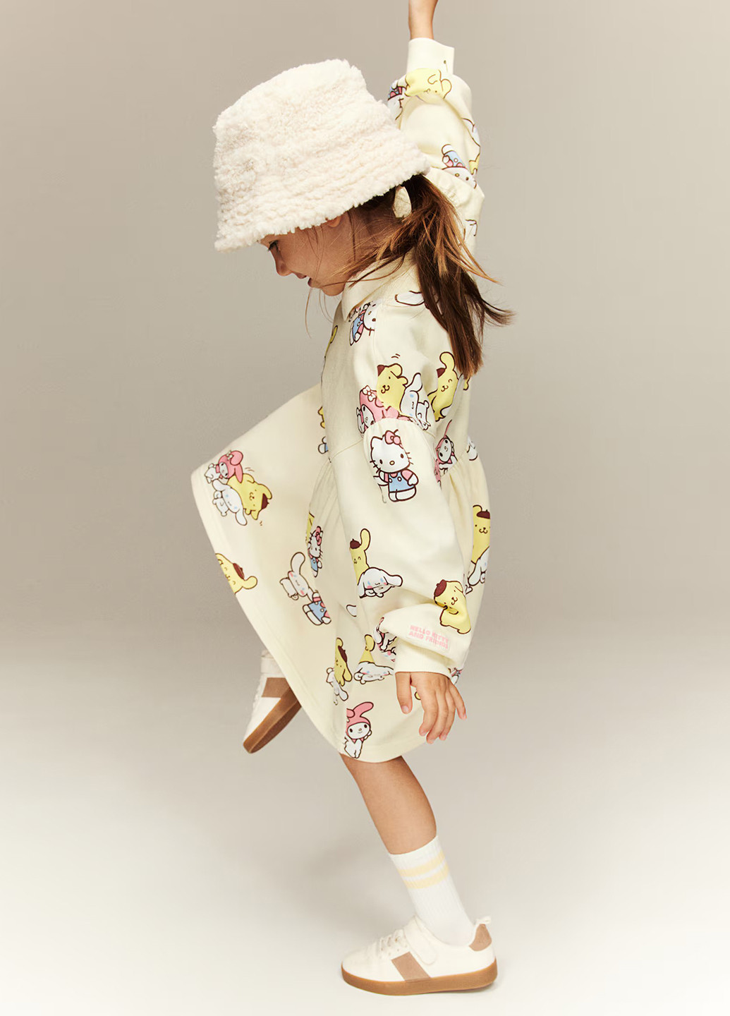 Светло-бежевое платье H&M (366117069)