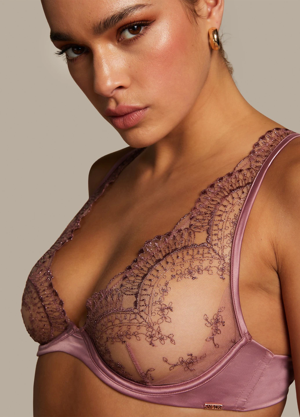 Рожевий бюстгальтер Hunkemoller з кісточками