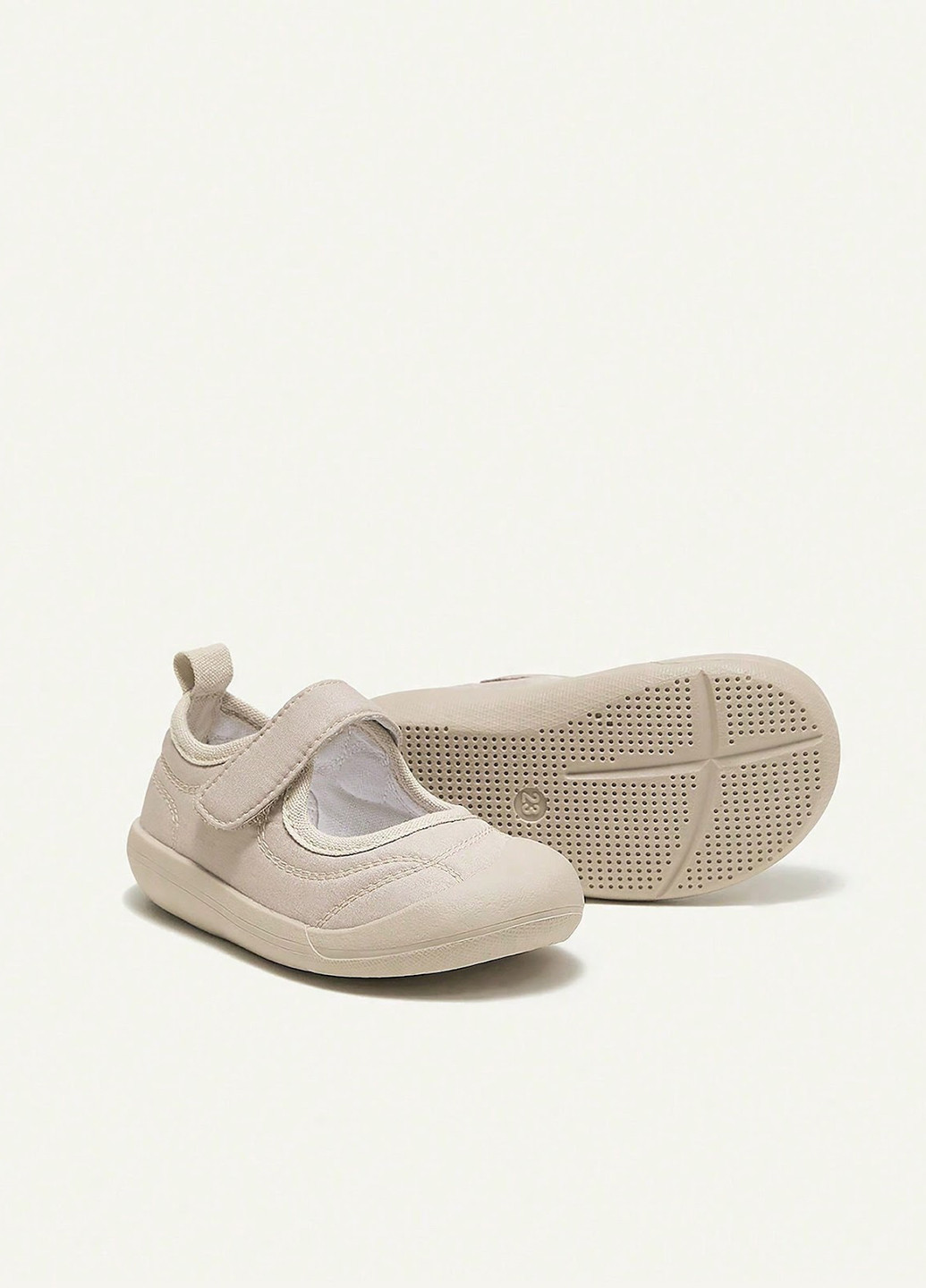 Светло-бежевые туфли на липучке SHEIN