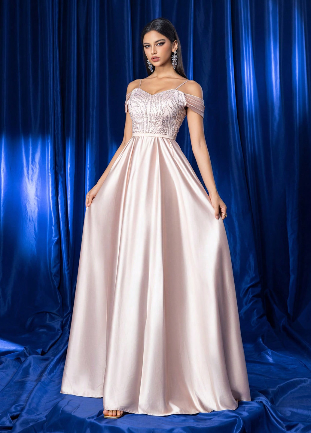 Кремовое вечернее платье с юбкой-солнце, с открытой спиной SHEIN однотонное