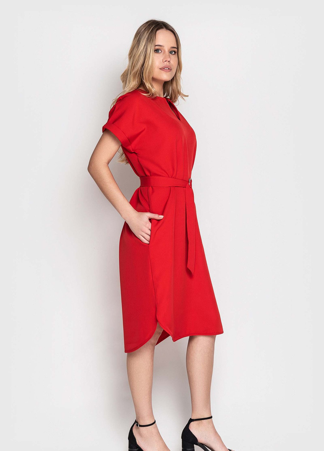Красное кэжуал платье футляр BeART однотонное