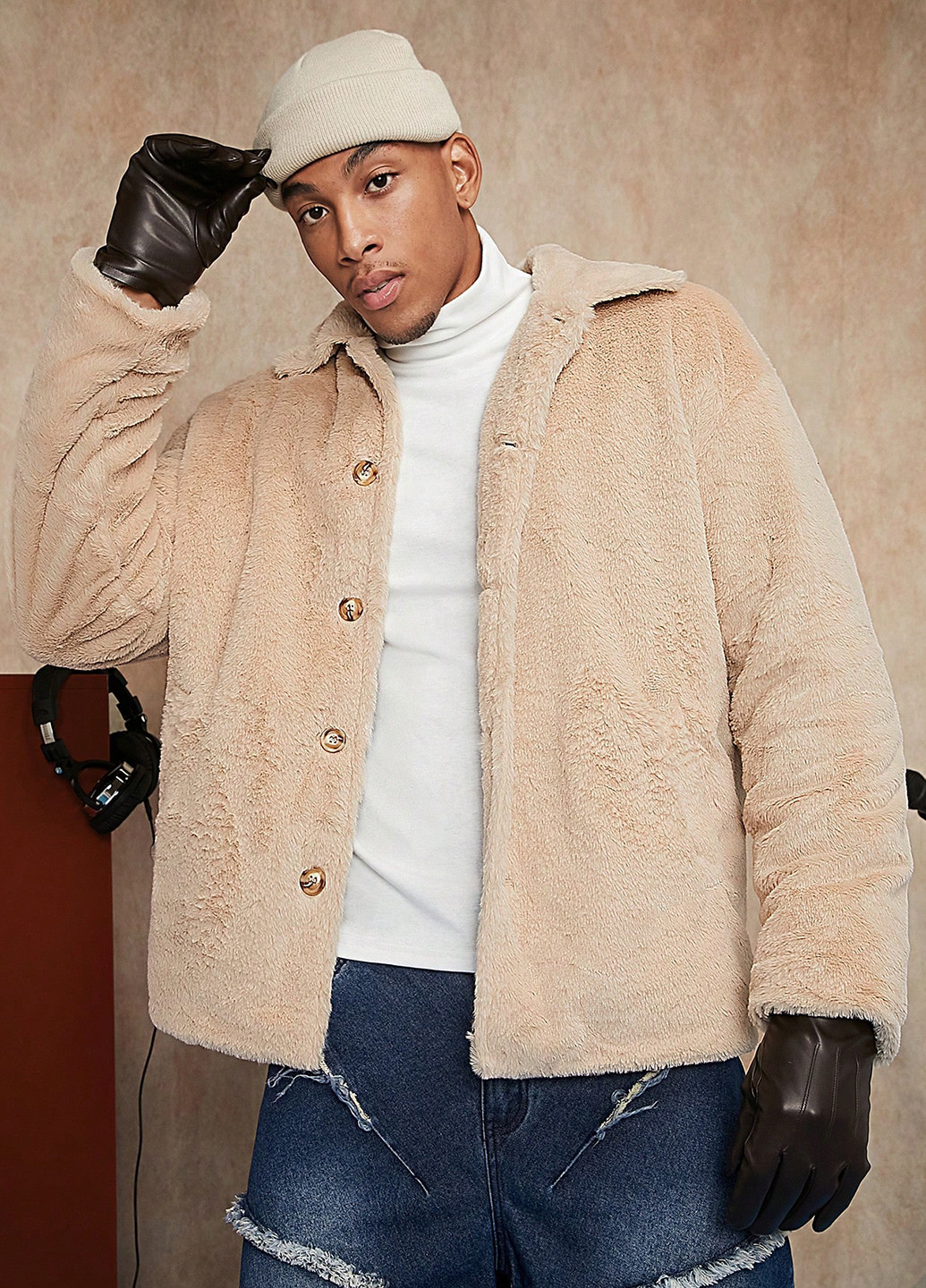 Бежева зимня куртка SHEIN