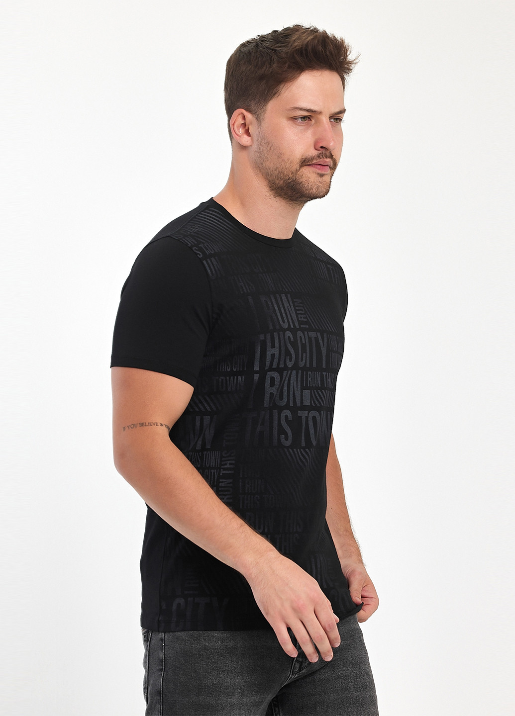 Чорна футболка Trend Collection