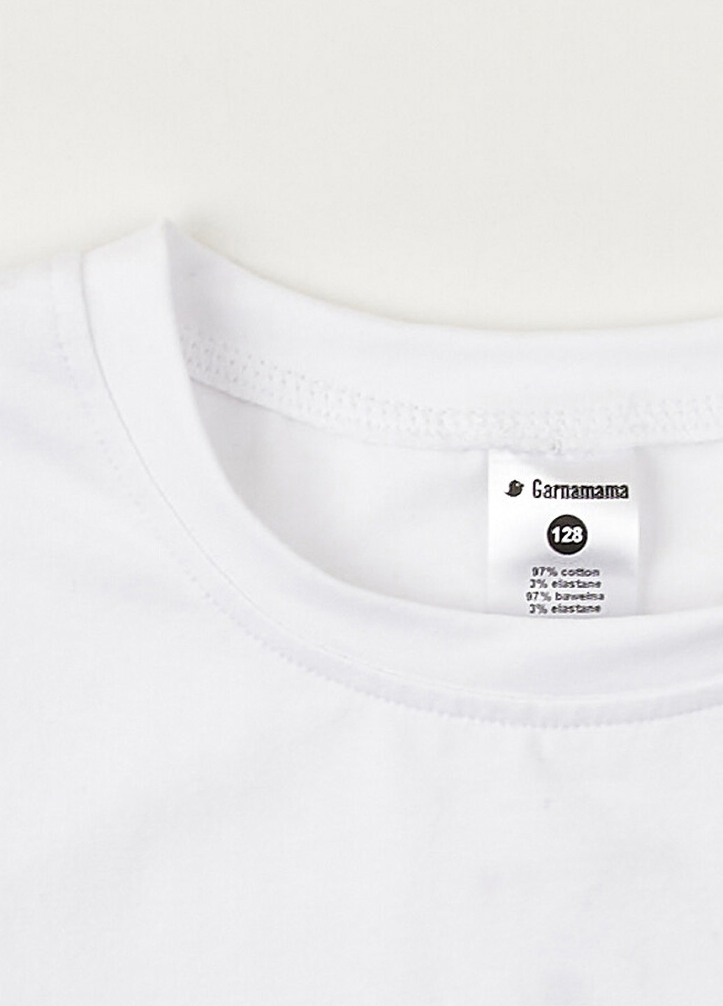 Белая летняя футболка Garnamama