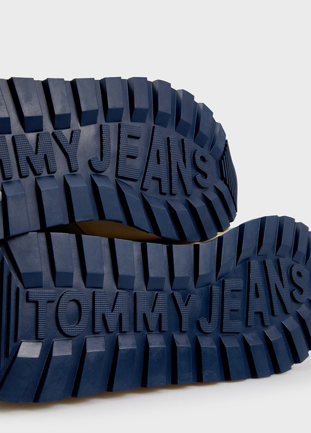 Бежевые демисезонные кроссовки Tommy Jeans