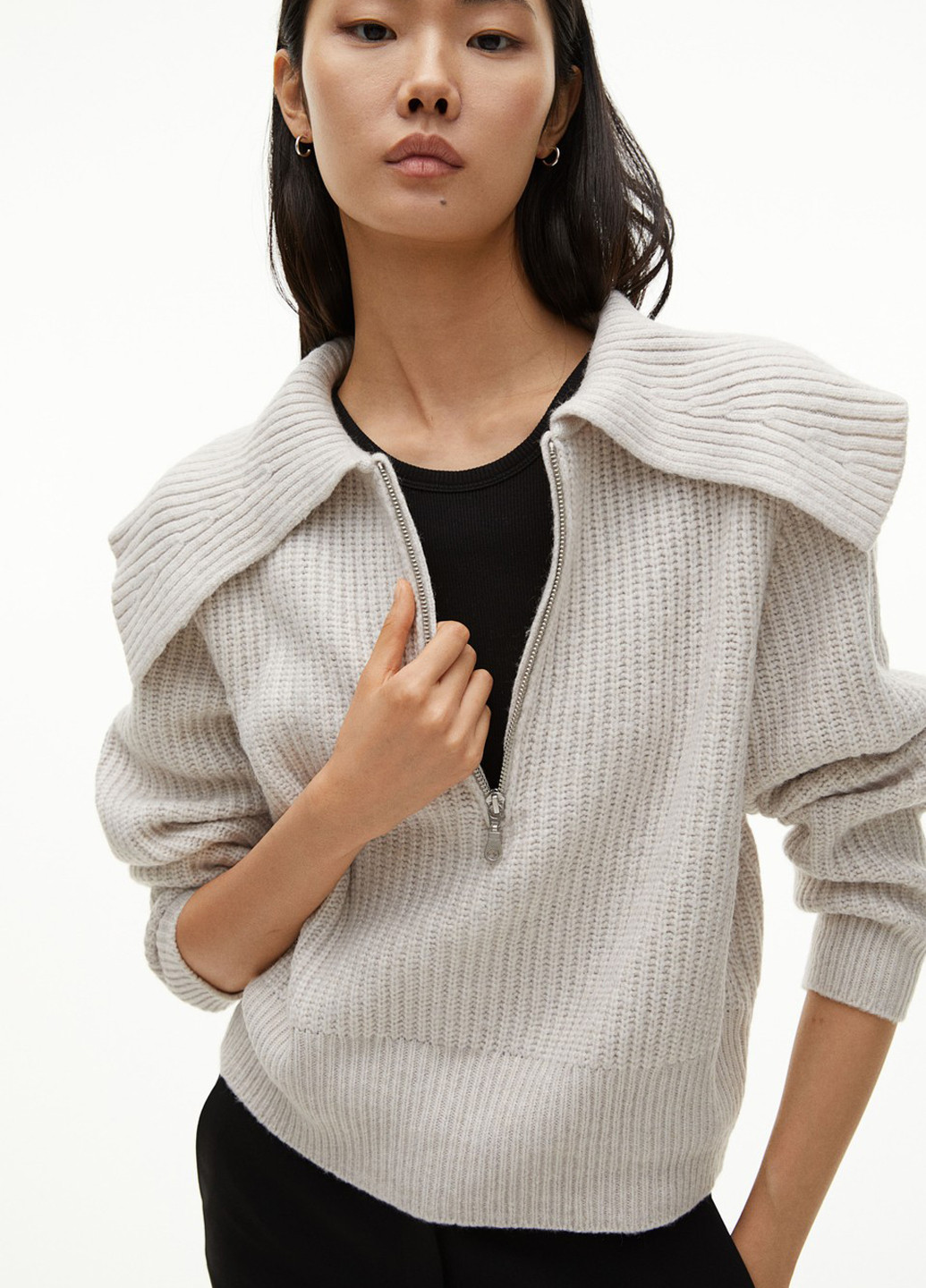 Світло-сірий зимовий светр H&M