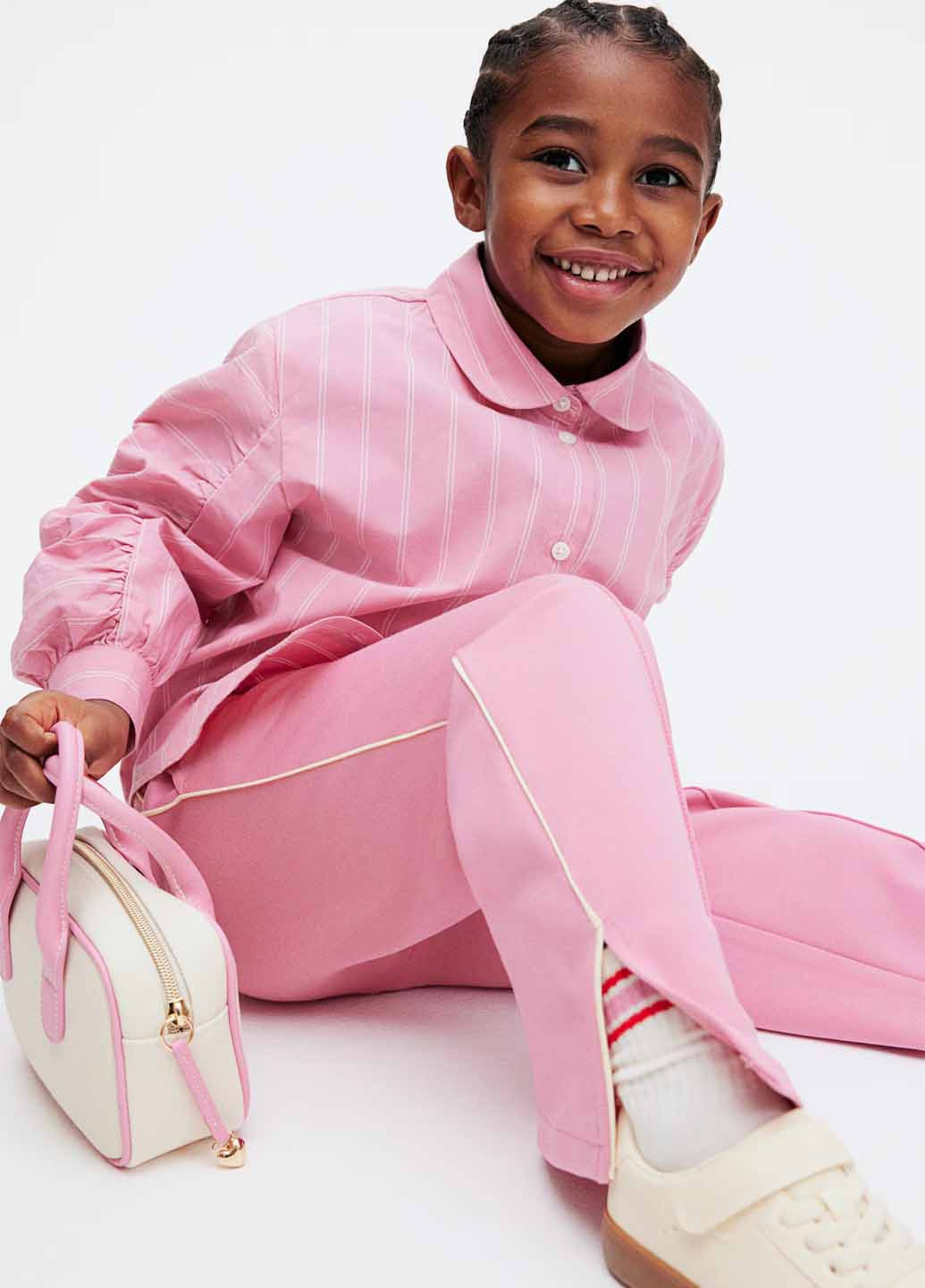 Розовые кэжуал демисезонные прямые брюки H&M