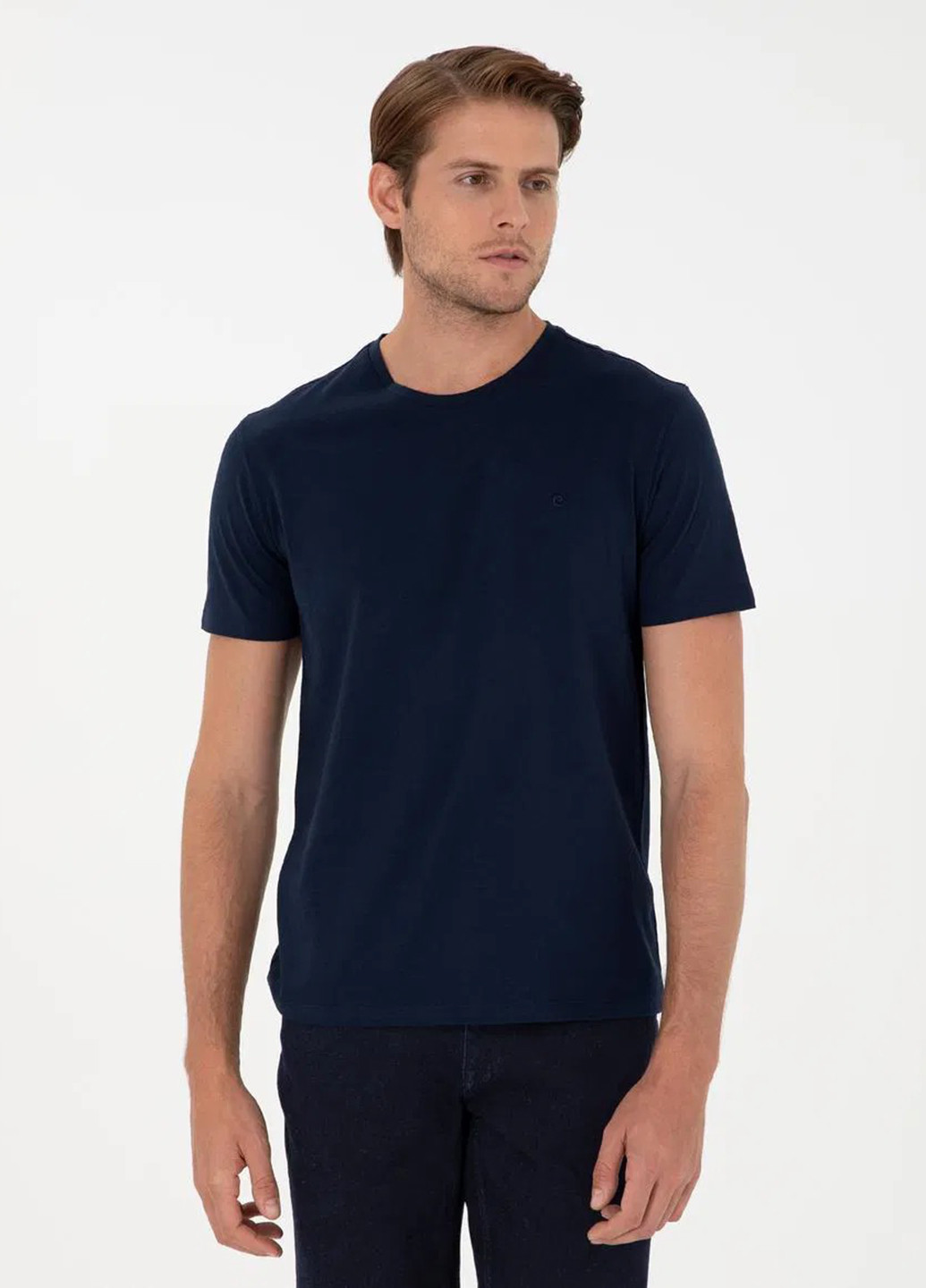 Темно-синяя футболка Pierre Cardin