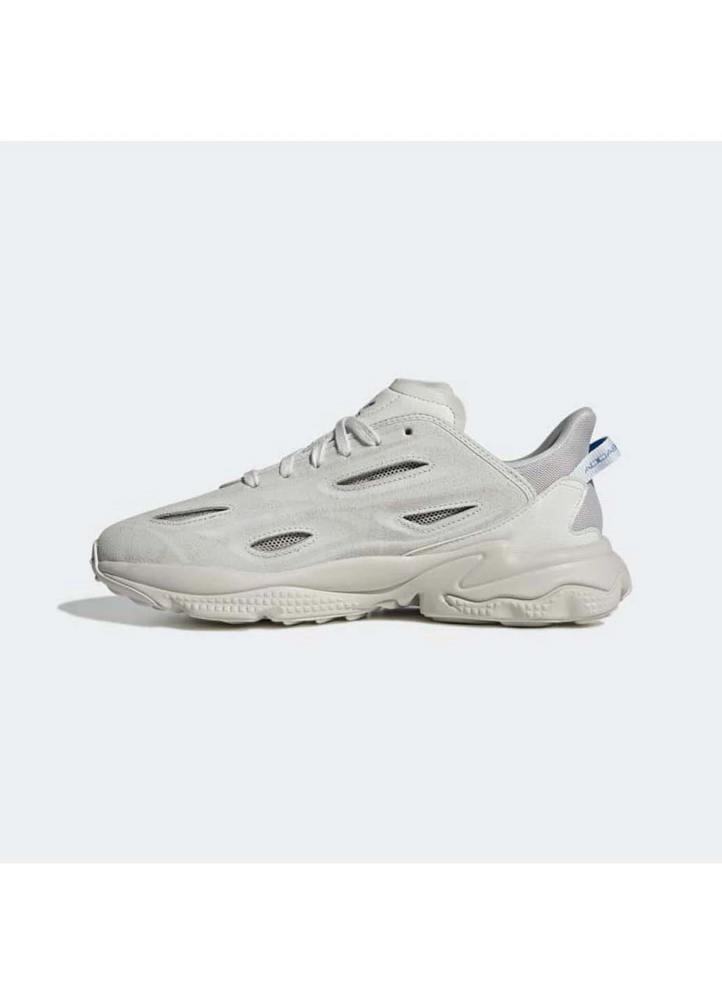 Серые демисезонные кроссовки adidas