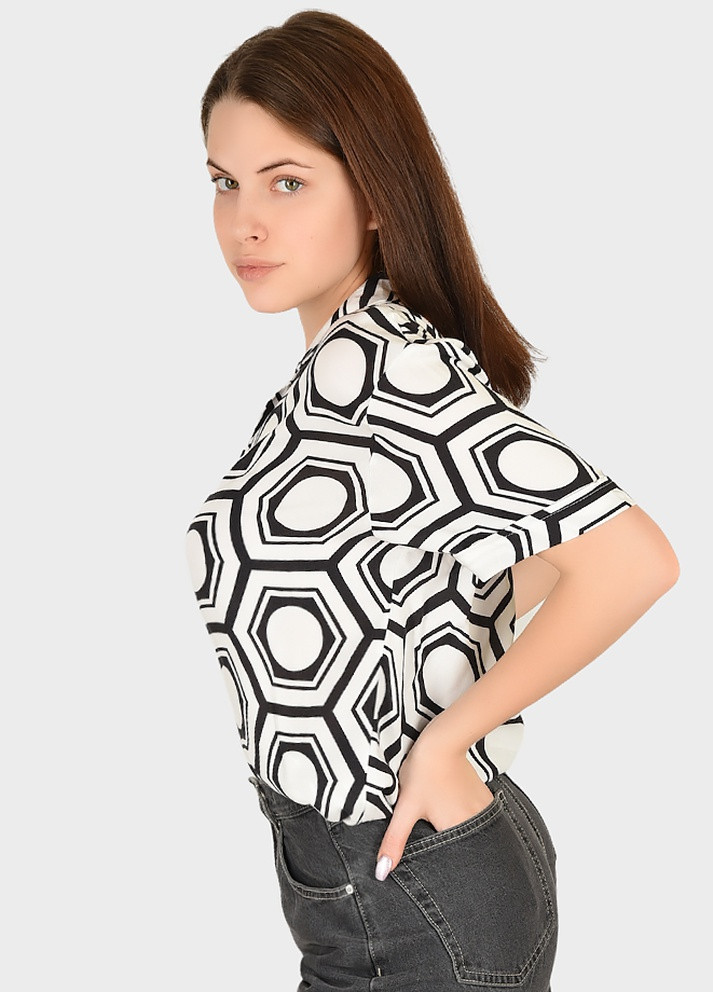Черно-белая кэжуал рубашка с абстрактным узором AAA