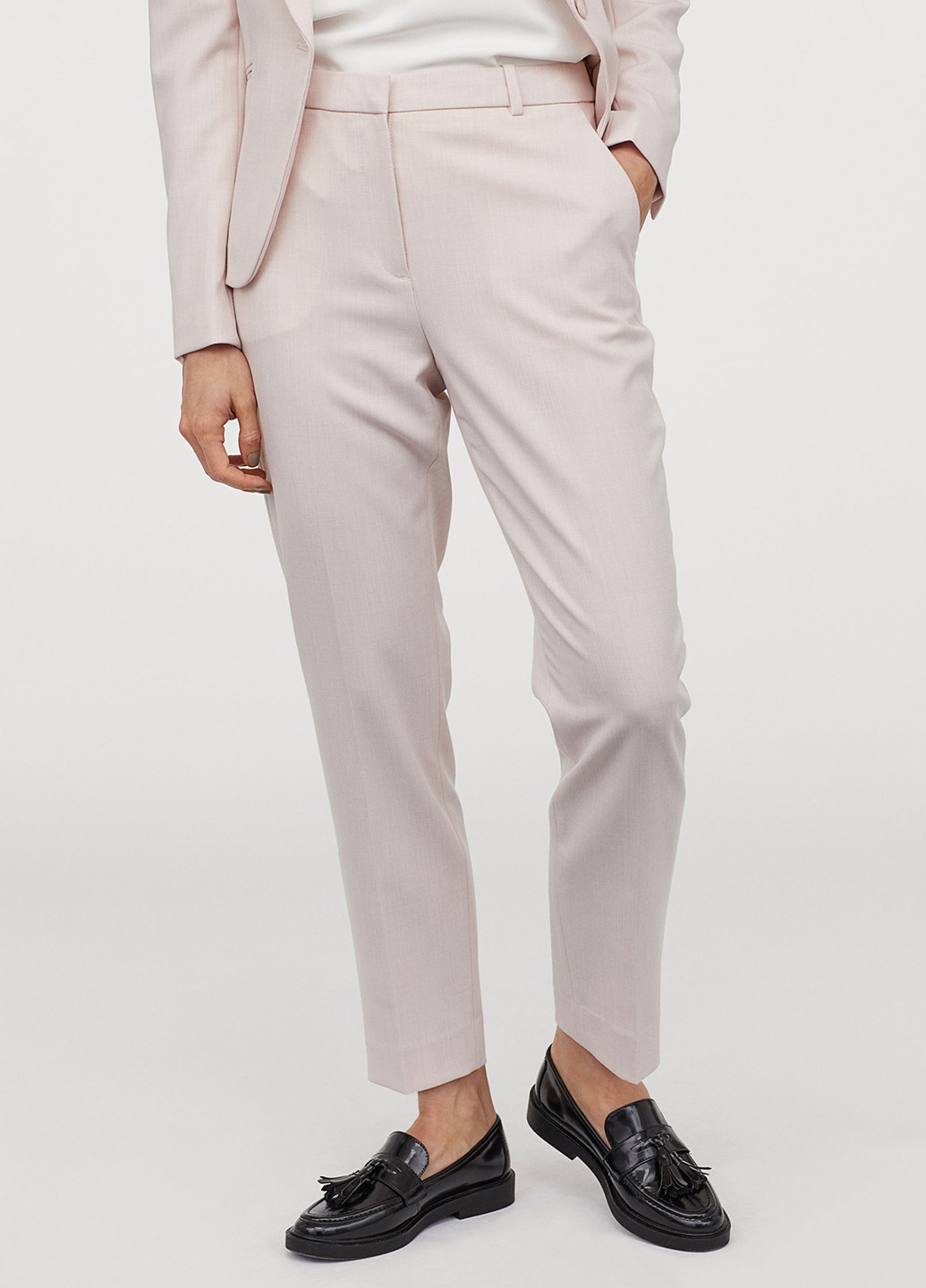 Светло-розовые классические демисезонные зауженные брюки H&M