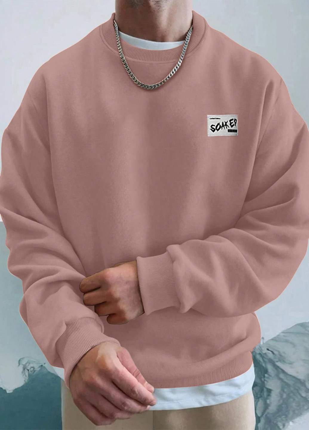 Пудровый свитшот SHEIN однотонный нашивки (323965629)