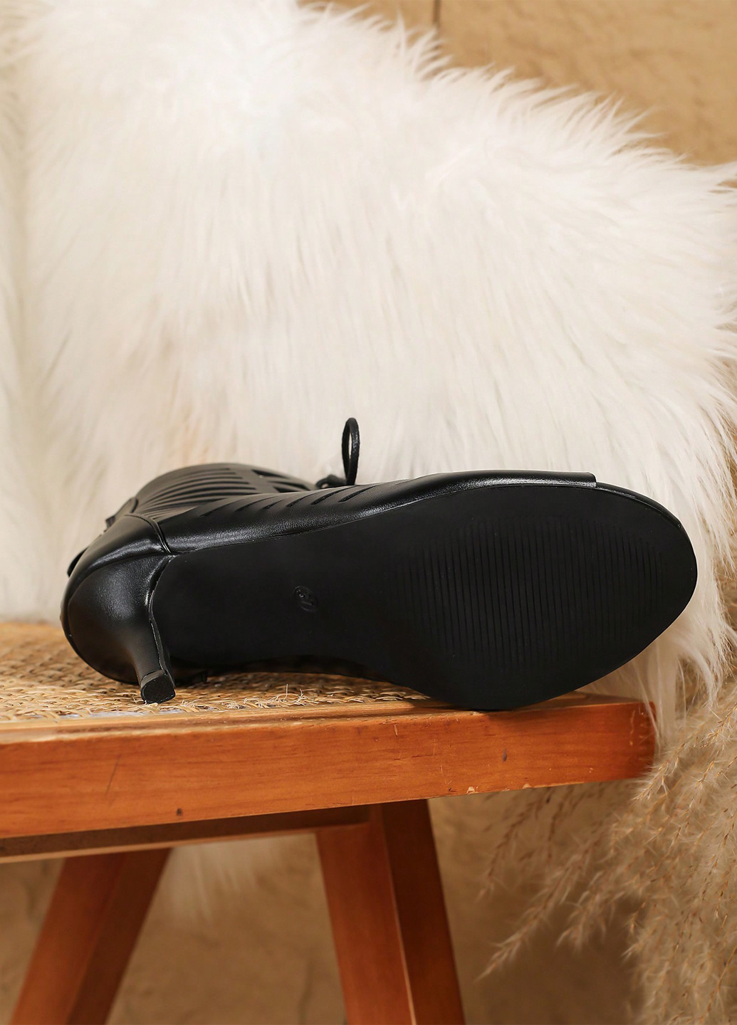 Черные летняя ботильоны SHEIN