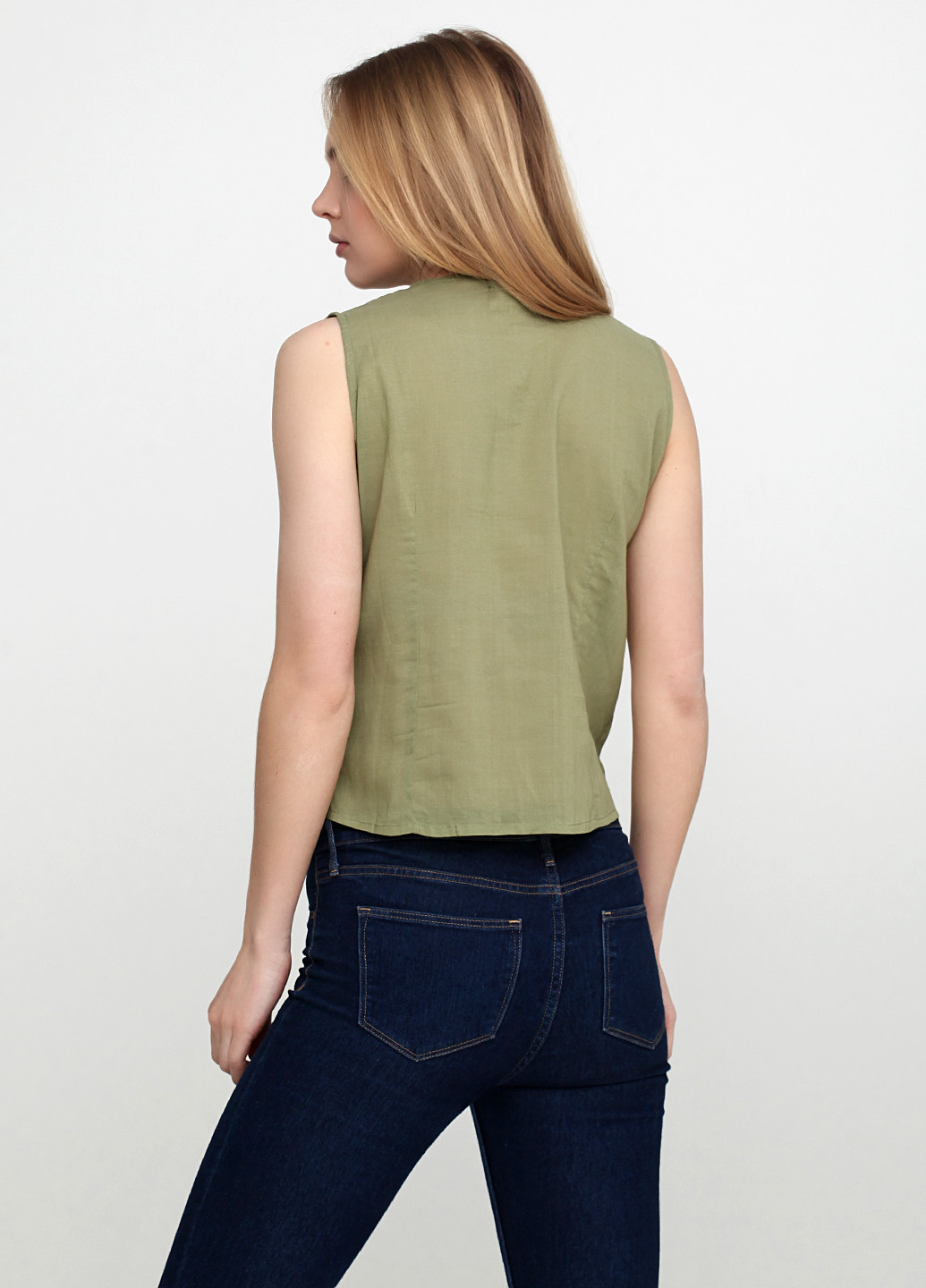 Оливково-зеленая летняя блуза in between