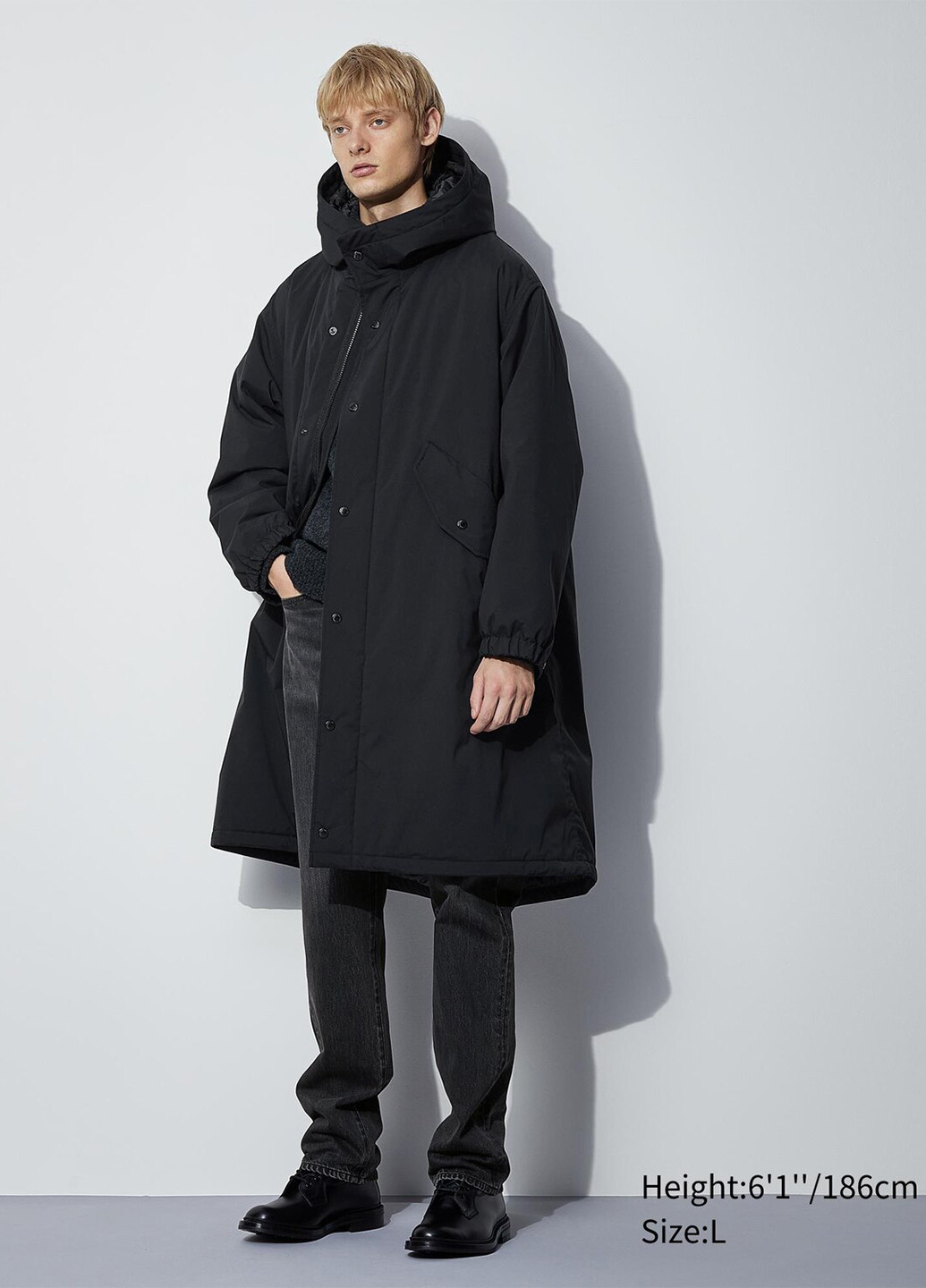 Черная демисезонная куртка Uniqlo
