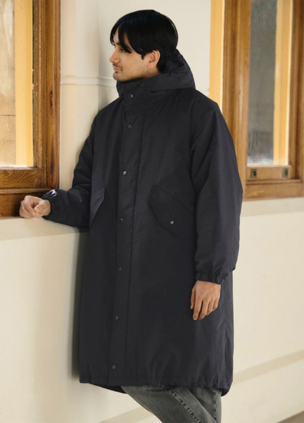 Черная демисезонная куртка Uniqlo