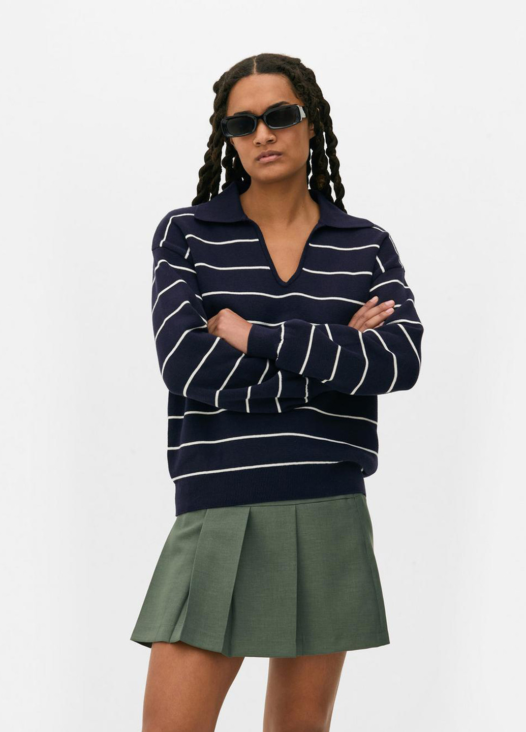 Темно-синий демисезонный свитер Primark