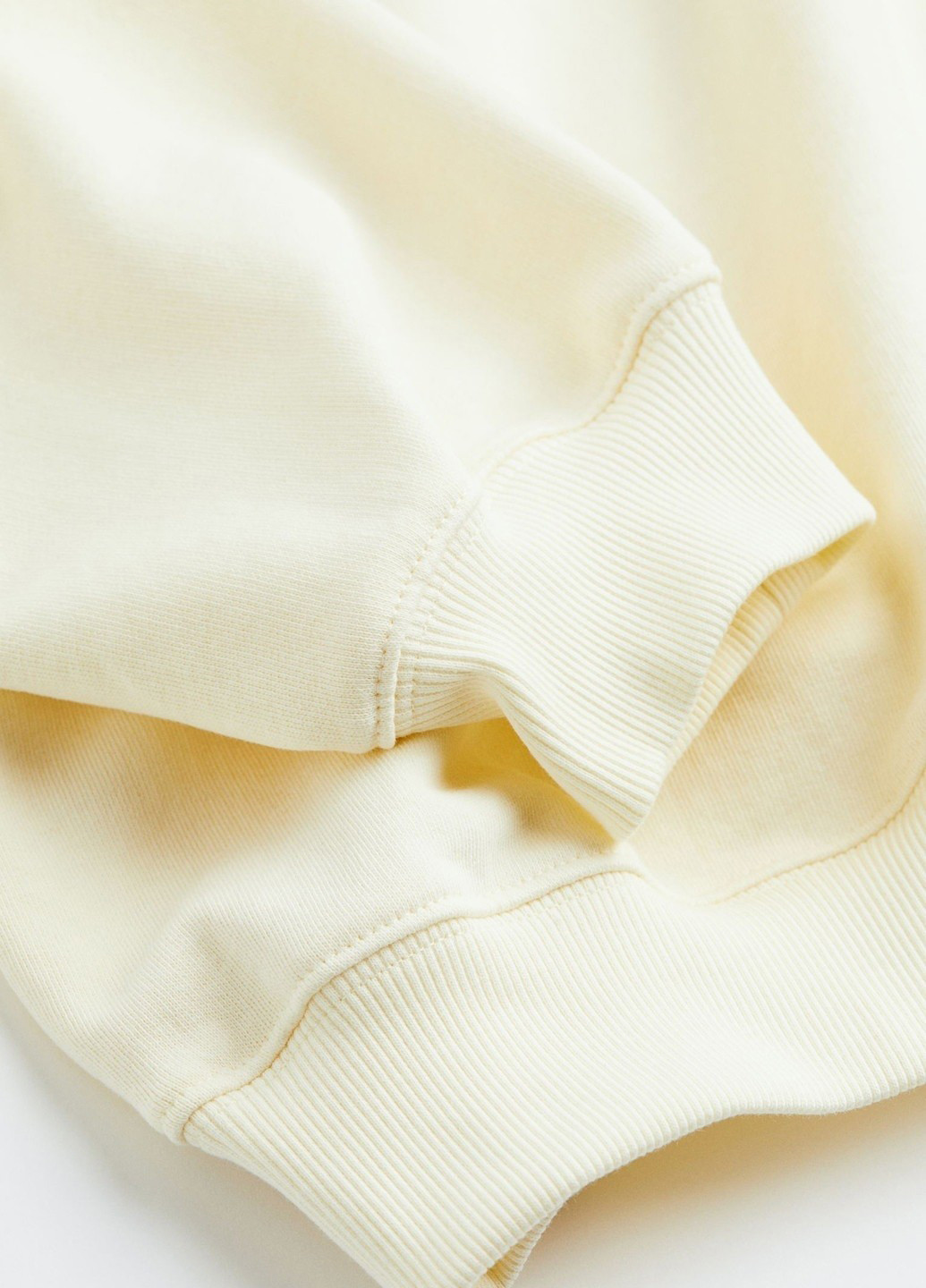 Кремовый свитшот H&M однотонный без декора (362376841)