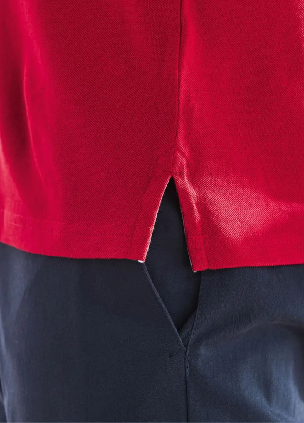 Красная футболка-поло для мужчин Livergy с надписью