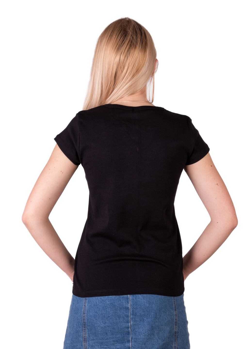 Черная всесезон футболка женская Наталюкс 21-2383