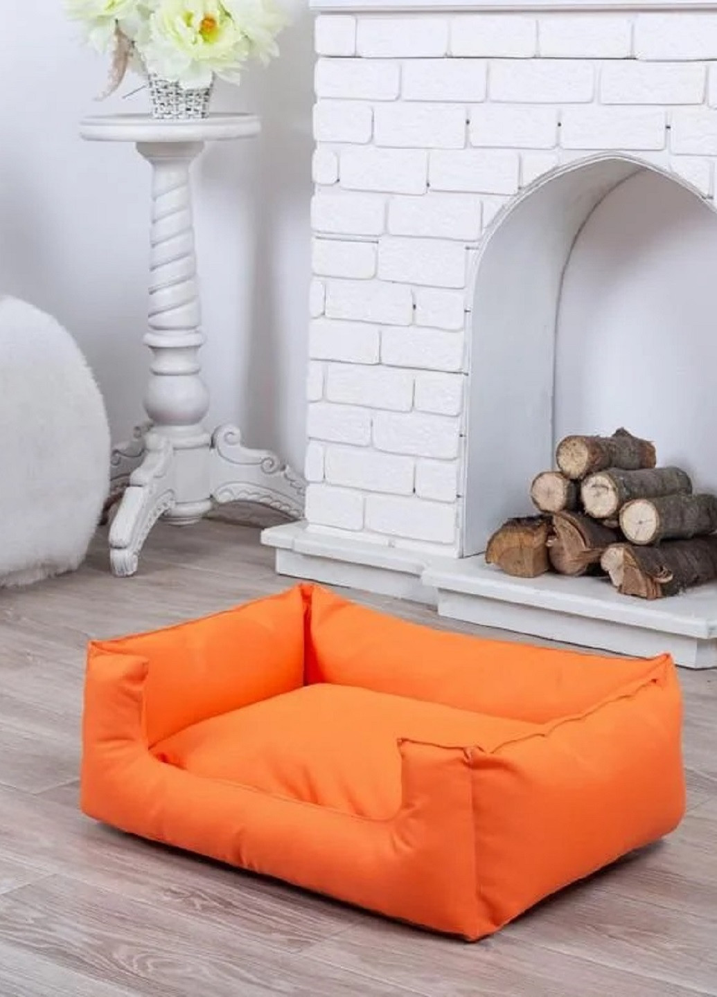 Лежак лежанка для котов и собак спальное место 70х50х20 см (13602-Нов) Оранжевый Francesco Marconi (251086698)