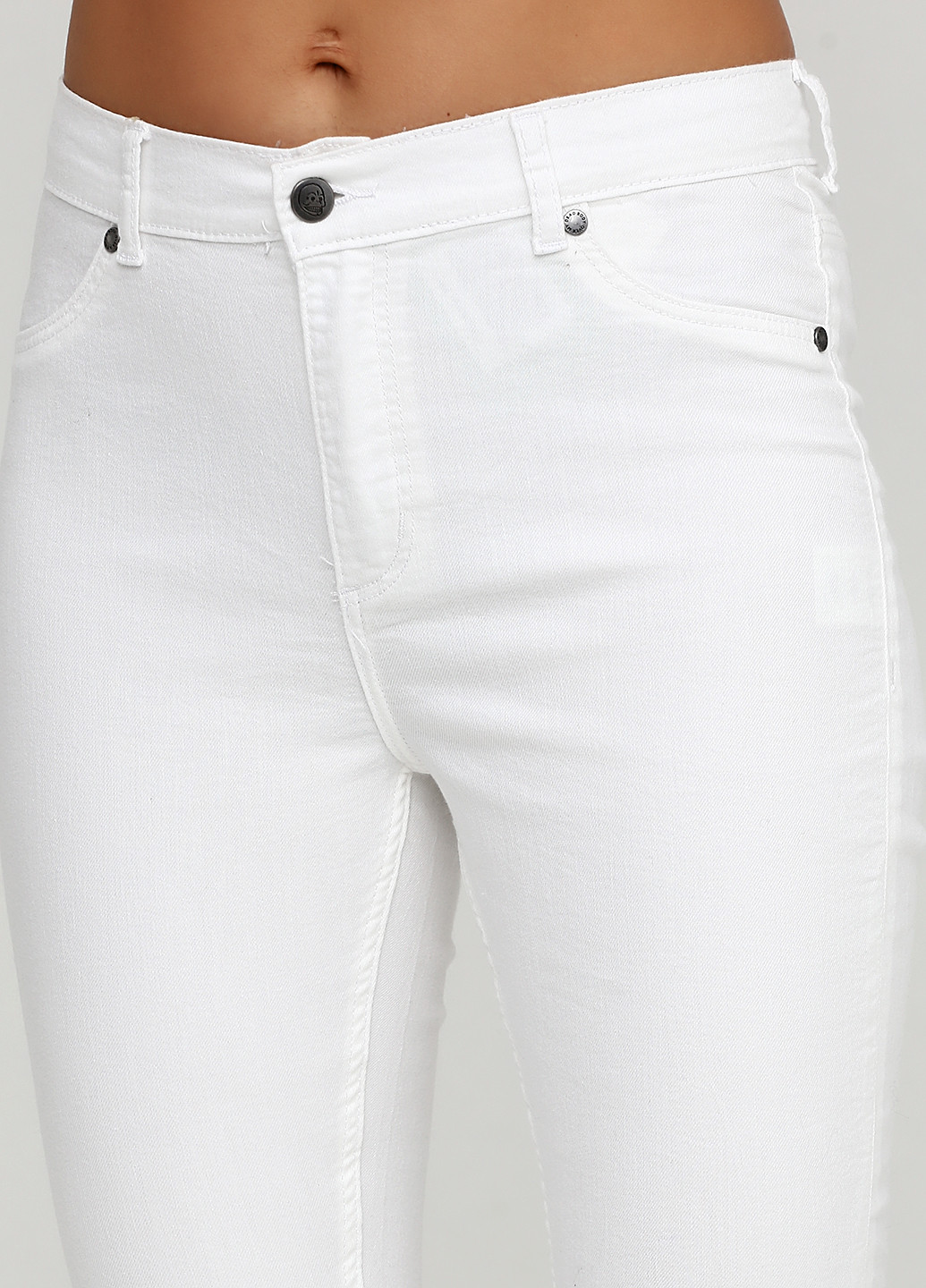 Белые демисезонные зауженные джинсы Cheap Monday