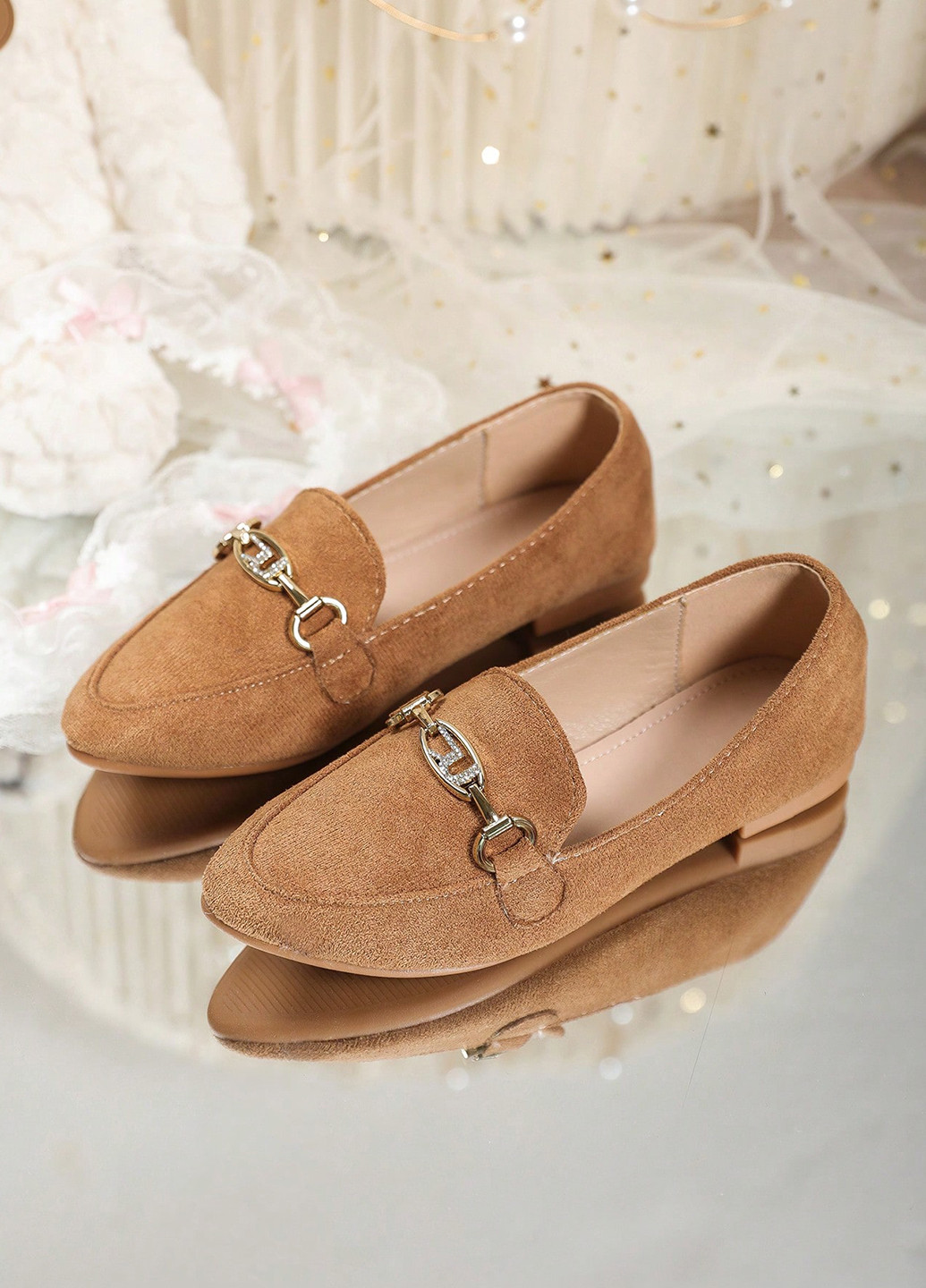 Коричневые туфли на низком каблуке SHEIN