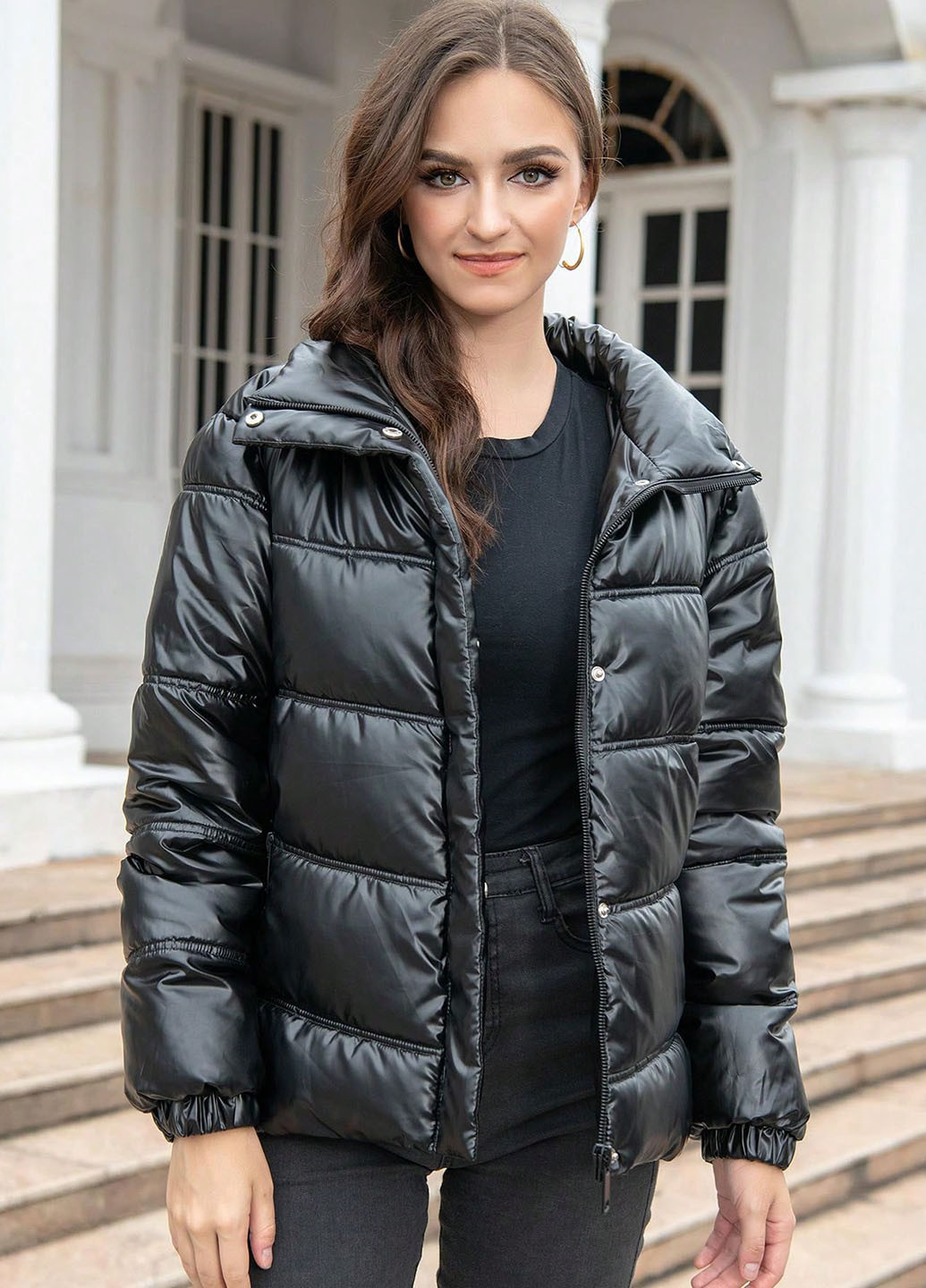 Чорна демісезонна куртка SHEIN
