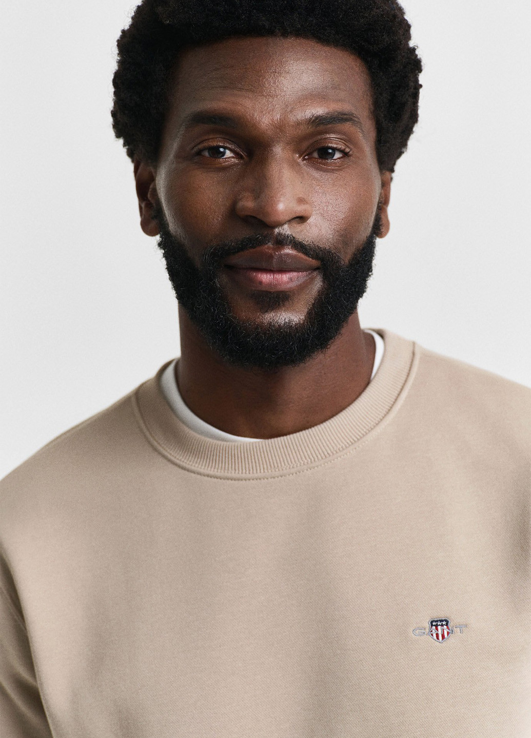 Светло-бежевый свитшот Gant однотонный вышивка (347073345)
