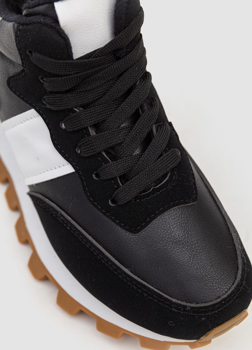 Черно-белые демисезонные ботинки Fashion